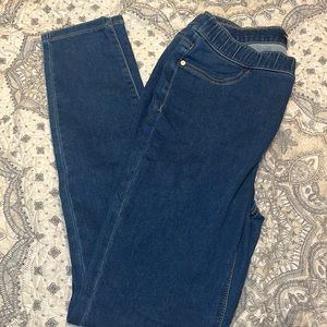 Simply Vera Wang Medium Wash Stretch Denim Jeggings – Size M– Comfy Pull-On